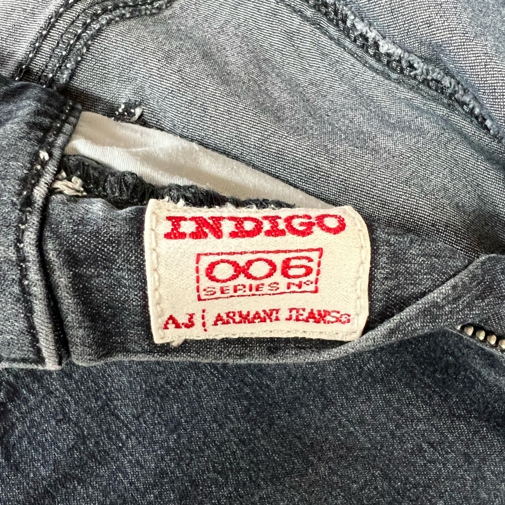 VINTAGE Women’s Armani Jeans, Indigo 006 series, size 32 - Picture 3 of 4
